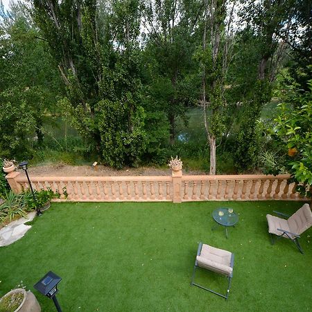 La Riera Guest House Castelseras ภายนอก รูปภาพ